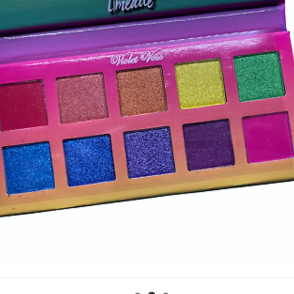 Violet Voss eyeshadow pallet